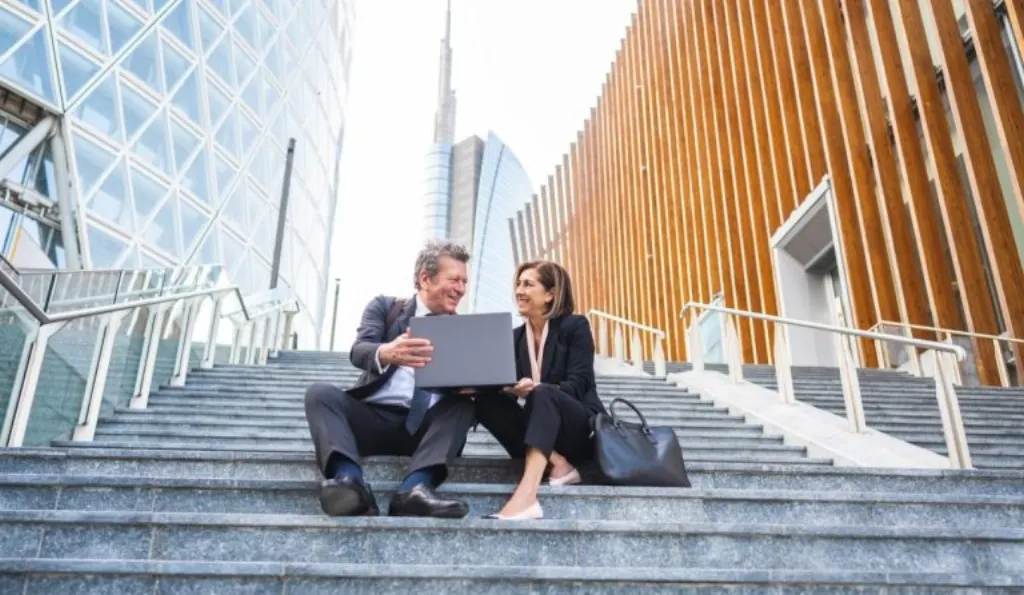 Salary portage: discover the essential and little-known role of the interim manager for your professional success!